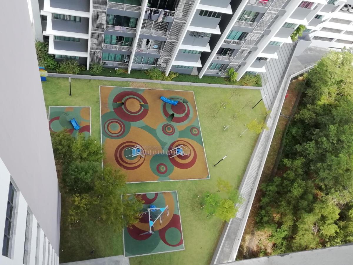Fz Almyra Homestay Kajang Exterior foto